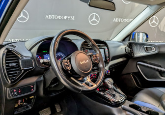 Подержанный автомобиль Kia Soul 2022 года (12 фото)