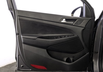 Подержанный автомобиль Hyundai Tucson 2019 года (19 фото)