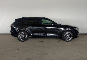 Подержанный автомобиль Voyah Free 2023 года (8 фото)