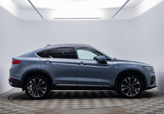 Подержанный автомобиль Geely Tugella 2021 года (6 фото)