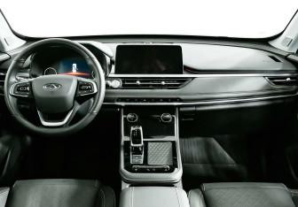 Подержанный автомобиль Chery Tiggo 8 2023 года (9 фото)