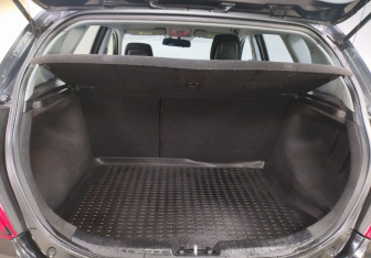 Подержанный автомобиль Kia Ceed Hatchback 2009 года (12 фото)