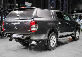 Подержанный автомобиль Mitsubishi L200 2019 года (4 фото)