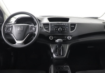 Подержанный автомобиль Honda CR-V 2018 года (7 фото)