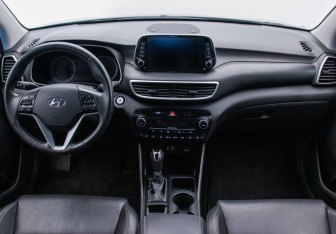 Подержанный автомобиль Hyundai Tucson 2020 года (13 фото)