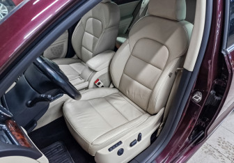 Подержанный автомобиль Skoda Superb Liftback 2012 года (20 фото)