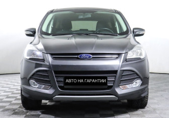 Подержанный автомобиль Ford Kuga 2015 года (2 фото)