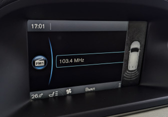 Подержанный автомобиль Volvo XC70 2011 года (26 фото)
