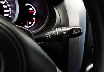 Подержанный автомобиль Suzuki Grand Vitara 2008 года (16 фото)