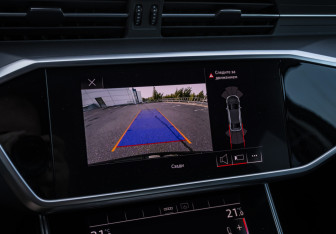 Подержанный автомобиль Audi A6 Sedan 2021 года (16 фото)