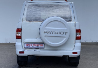 Подержанный автомобиль УАЗ Patriot 2019 года (6 фото)