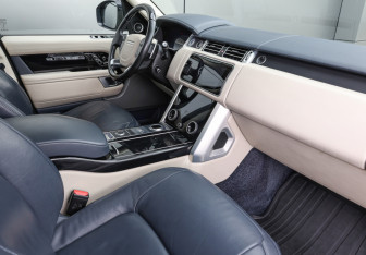 Подержанный автомобиль Land Rover Range Rover 2020 года (10 фото)