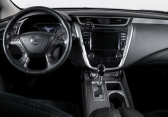 Подержанный автомобиль Nissan Murano Suv 2020 года (12 фото)