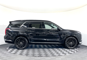Подержанный автомобиль Hyundai Palisade 2023 года (4 фото)