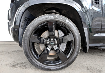 Подержанный автомобиль Land Rover Defender Suv 2024 года (18 фото)