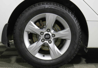 Подержанный автомобиль Hyundai i40 Sedan 2013 года (6 фото)