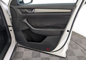 Подержанный автомобиль Skoda Kodiaq 2021 года (25 фото)