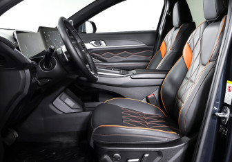 Подержанный автомобиль Haval F7 2024 года (16 фото)