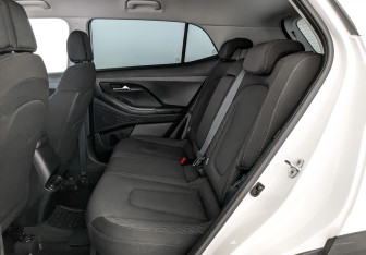 Подержанный автомобиль Hyundai Creta 2021 года (18 фото)