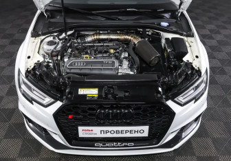 Подержанный автомобиль Audi RS 3 Sedan 2019 года (9 фото)