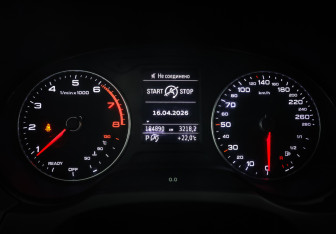 Подержанный автомобиль Audi A3 Sedan 2016 года (16 фото)