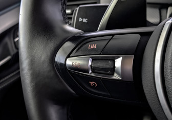 Подержанный автомобиль BMW X6 2019 года (28 фото)
