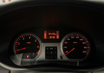 Подержанный автомобиль LADA (ВАЗ) Largus Wagon 2020 года (18 фото)