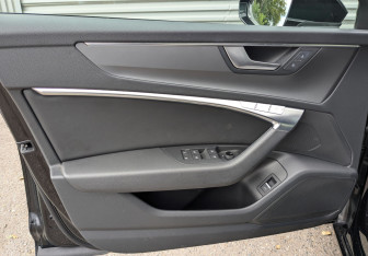 Подержанный автомобиль Audi A6 Sedan 2019 года (19 фото)