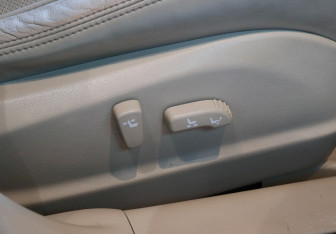 Подержанный автомобиль Nissan Teana 2012 года (8 фото)