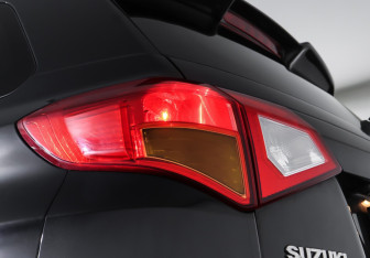 Подержанный автомобиль Suzuki Vitara 2017 года (22 фото)