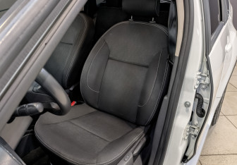 Подержанный автомобиль Nissan Terrano 2021 года (20 фото)