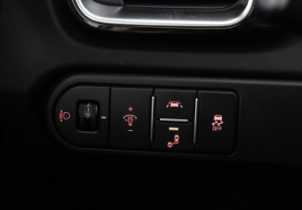 Подержанный автомобиль Kia Ceed Hatchback 2018 года (15 фото)