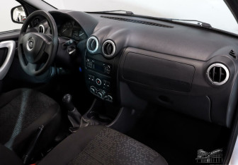 Подержанный автомобиль LADA (ВАЗ) Largus Wagon 2020 года (6 фото)