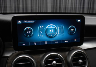 Подержанный автомобиль Mercedes-Benz GLC Coupe 2019 года (18 фото)