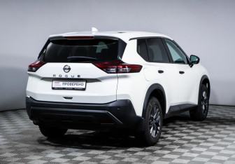 Подержанный автомобиль Nissan Rogue 2020 года (5 фото)