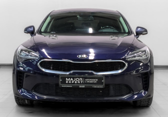 Подержанный автомобиль Kia Stinger 2019 года (2 фото)