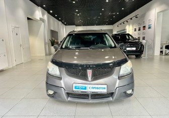 Подержанный автомобиль Pontiac Vibe 2003 года (2 фото)