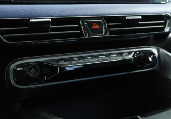 Подержанный автомобиль GAC GS3 2024 года (18 фото)