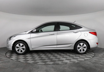 Подержанный автомобиль Hyundai Solaris Sedan 2016 года (8 фото)