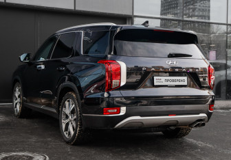 Подержанный автомобиль Hyundai Palisade 2022 года (7 фото)