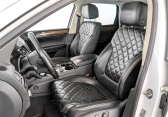 Подержанный автомобиль Volkswagen Touareg 2018 года (20 фото)