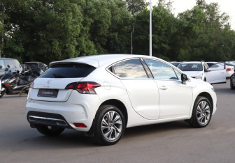 Подержанный автомобиль Citroen DS4 2015 года (5 фото)