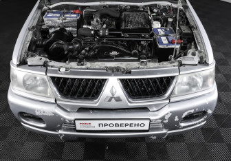 Подержанный автомобиль Mitsubishi Pajero Sport 2008 года (9 фото)