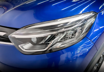 Подержанный автомобиль Renault Kaptur 2022 года (18 фото)