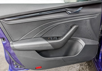 Подержанный автомобиль Skoda Octavia Liftback 2021 года (19 фото)