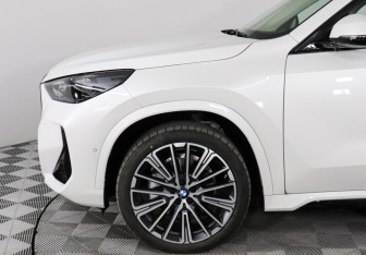 Новый BMW X1 2026 (8 фото)
