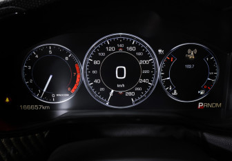 Подержанный автомобиль Cadillac CTS Sedan 2015 года (16 фото)