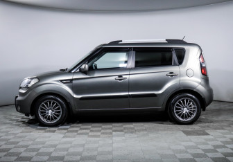 Подержанный автомобиль Kia Soul 2010 года (8 фото)