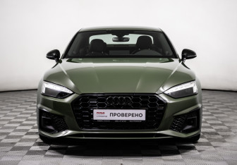 Подержанный автомобиль Audi A5 Coupe 2020 года (2 фото)