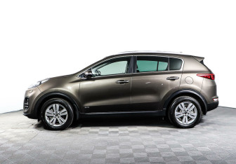 Подержанный автомобиль Kia Sportage 2017 года (3 фото)